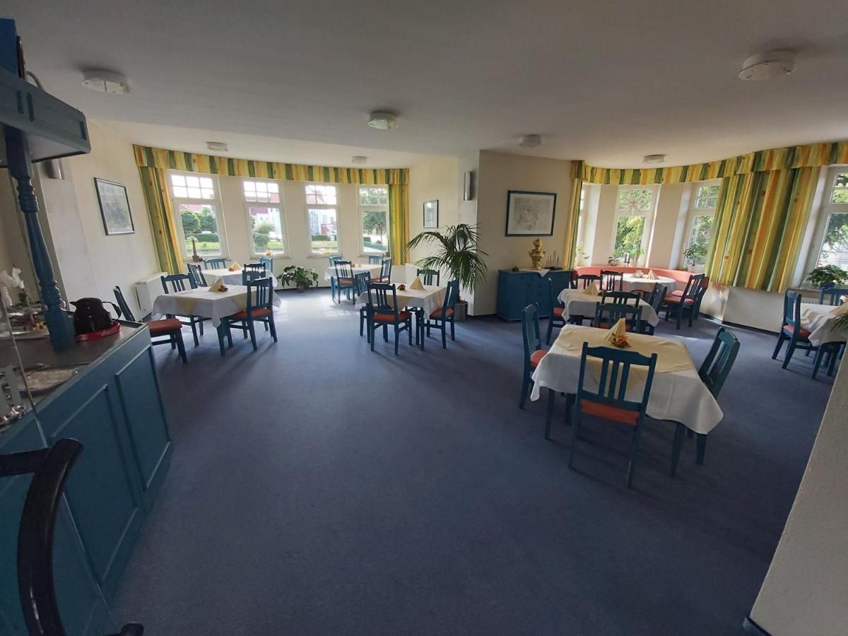 Hotel Schwanenhof Wittenburg Bagian luar foto