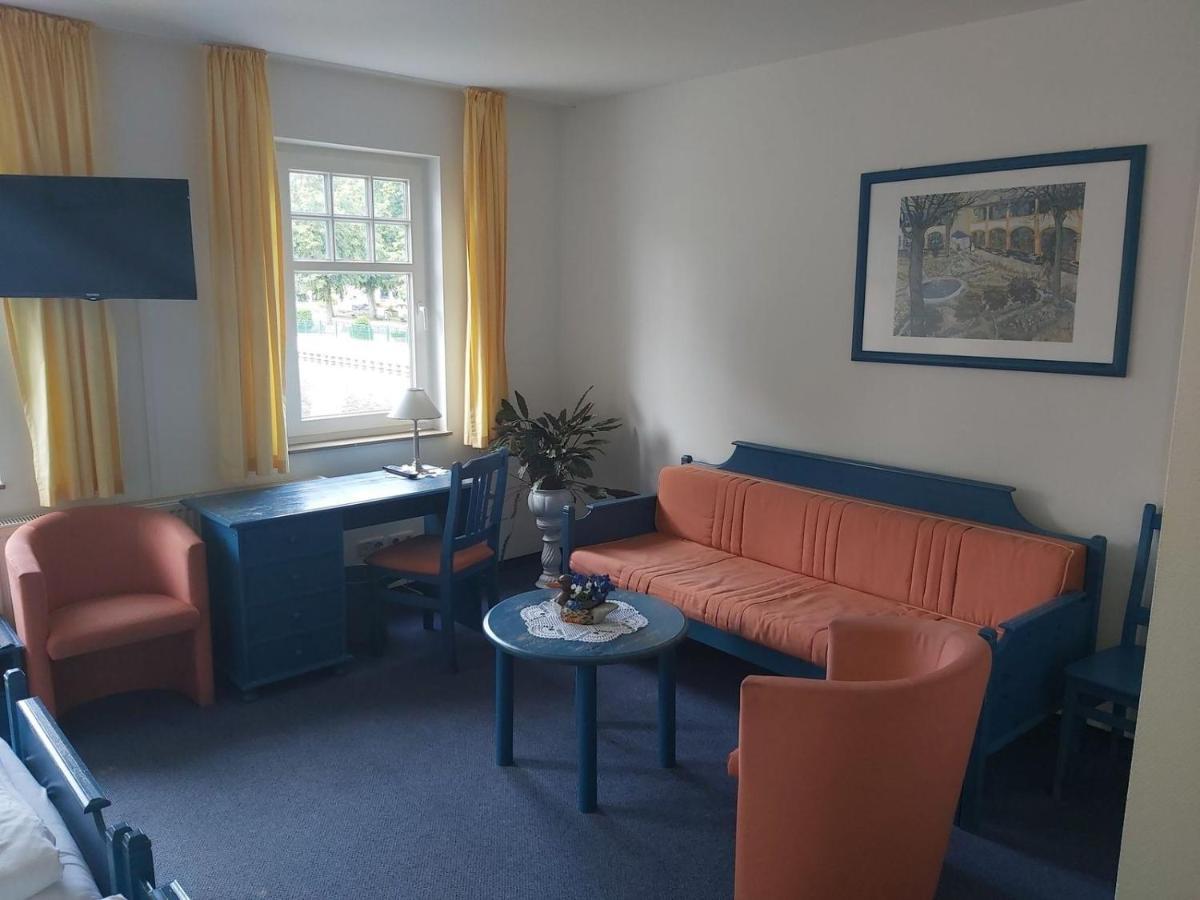Hotel Schwanenhof Wittenburg Bagian luar foto